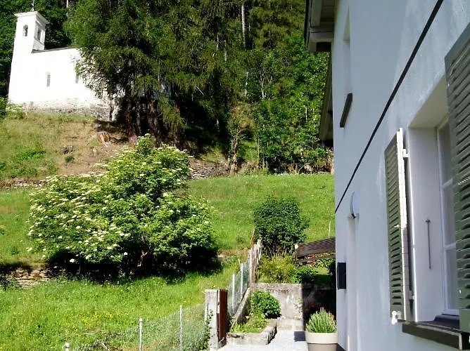 Incantevole: Casa San Pieru Apartamento Poschiavo